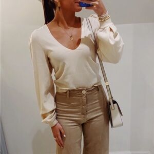 525 America Cream V-Neck Long Sleeve Top